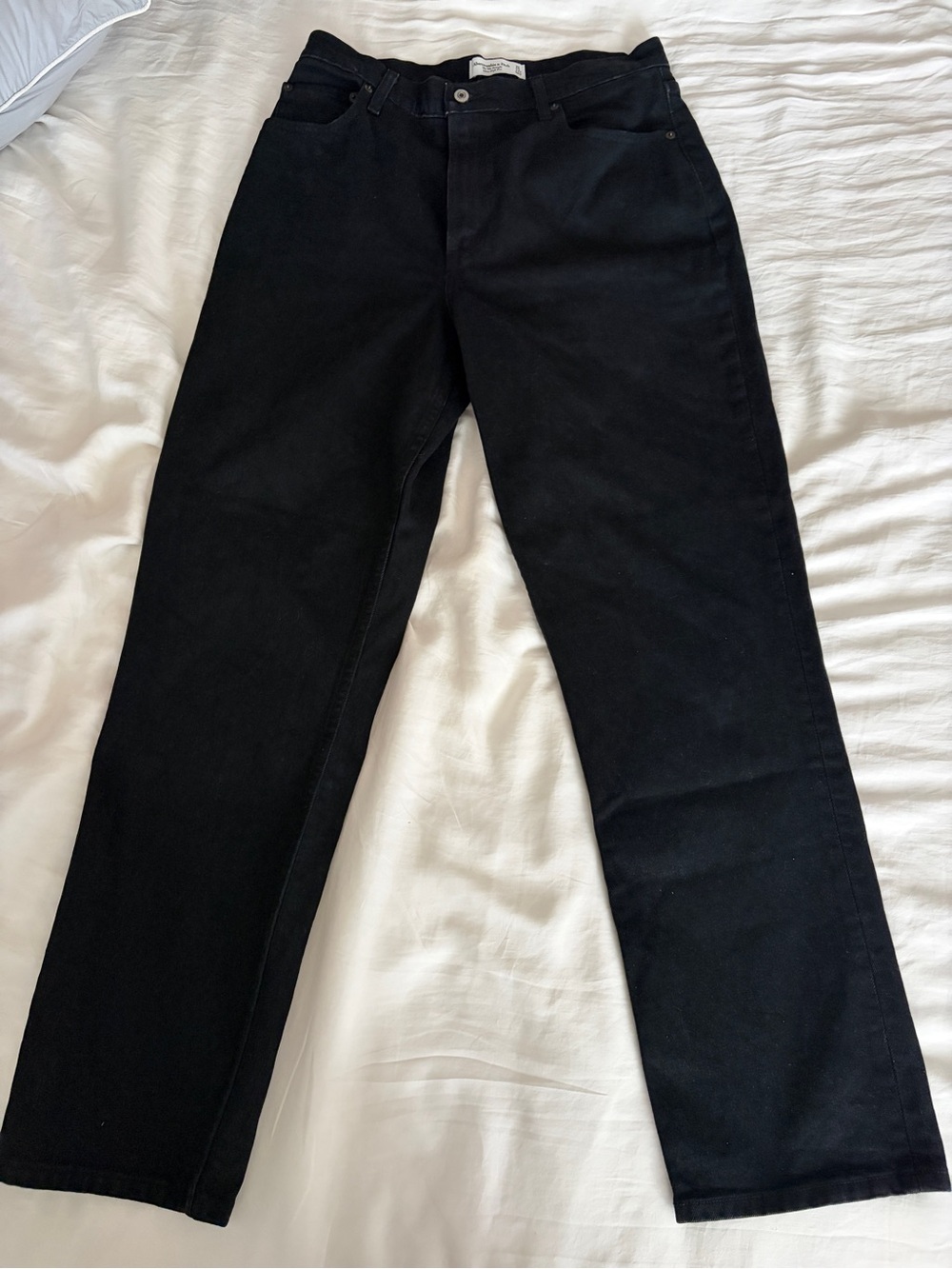 Abercrombie & Fitch Ultra High Rise 90s Straight Jean size 12/31R